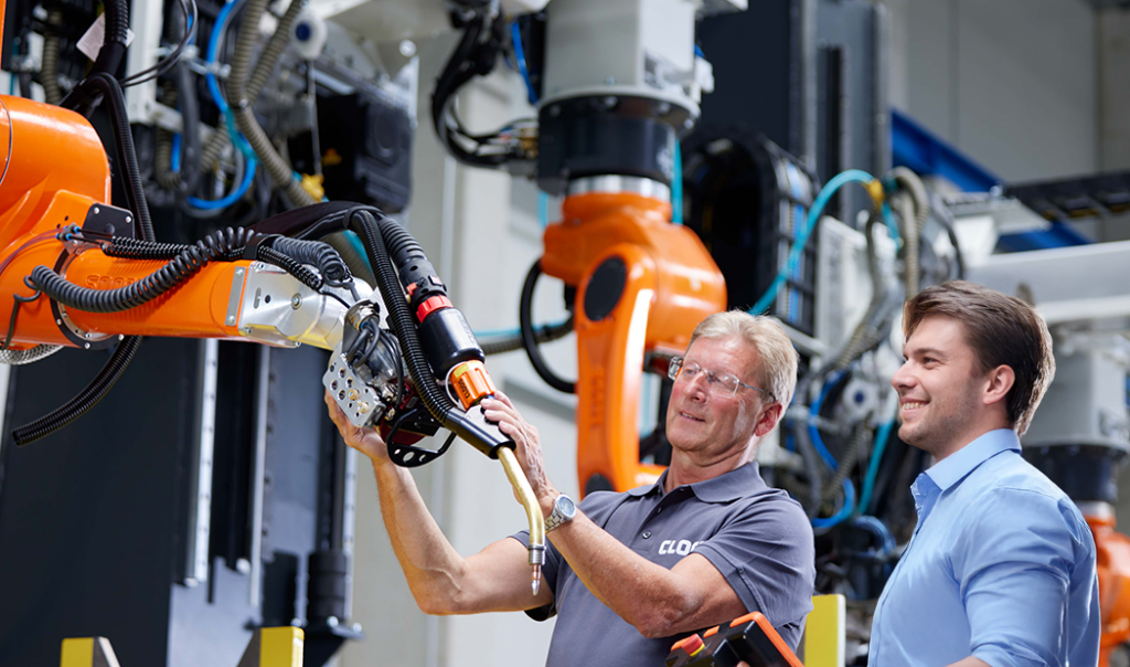CLOOS robotic welding training program at North America facility
