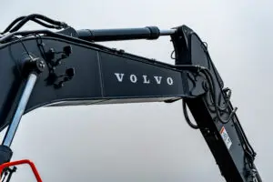 CLOOS automated welding at Volvo truck manufacturing plant