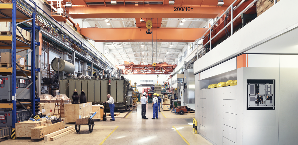 Automated robotic welding of truck trailer frame by CLOOS system